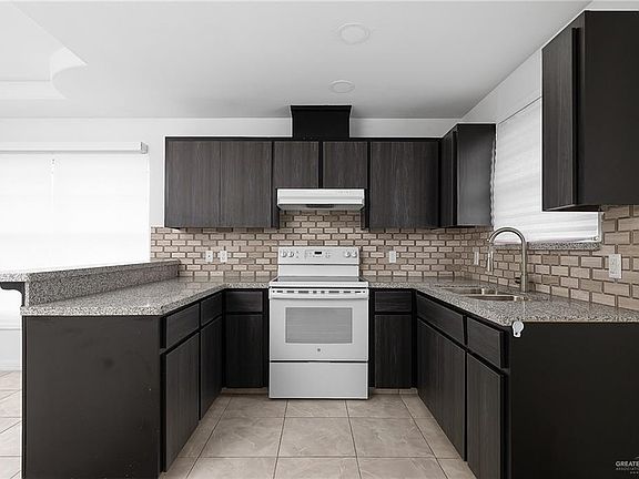 5th image of 212 Caramel Dr
