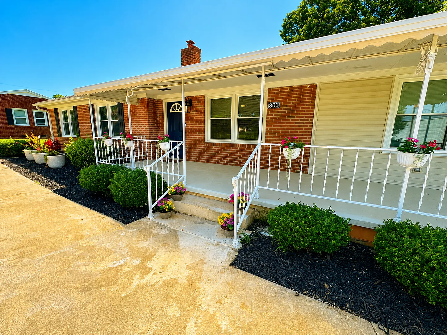3 bed, 1.5 bath, 1398 sqft, $1,850 — Photo 3