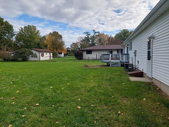 2nd image of 10165 Glenwood Ave