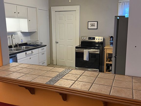 3rd image of 3262 N Stuart St Unit 1
