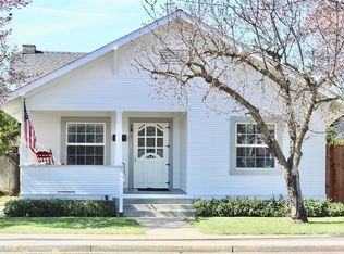 122 Laurel Ave, Oakdale, CA