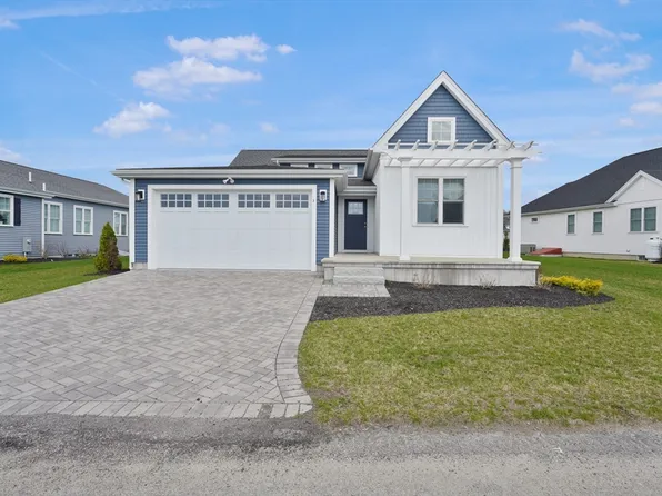 31 Sophia Dr, Rehoboth, MA 02769