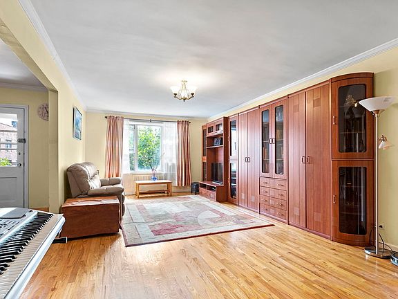 2nd image of 3299 Cambridge Ave APT 7G