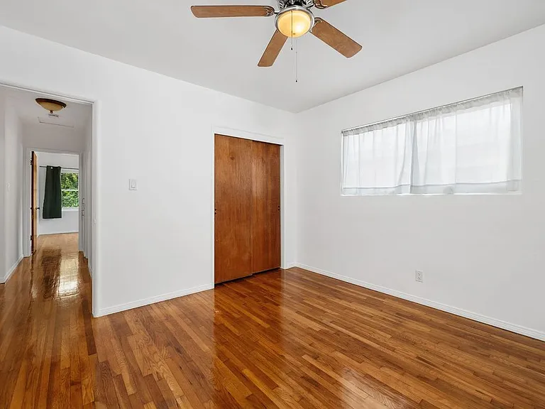 26015 Crest Rd — Photo 19