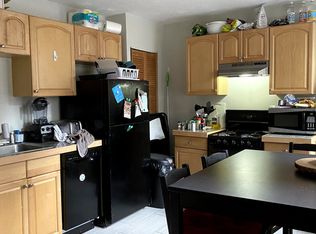 226 Hanover St #2, Boston, MA 02113