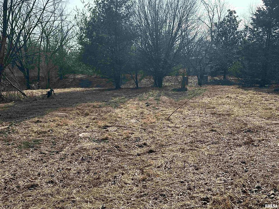 1st image of 19 Pit Bull Ln