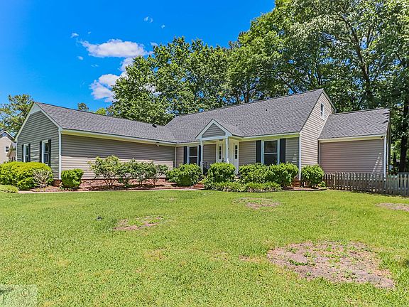 3rd image of 101 Sherrell Pl