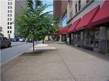 5th image of 323 W Broadway Unit 1005