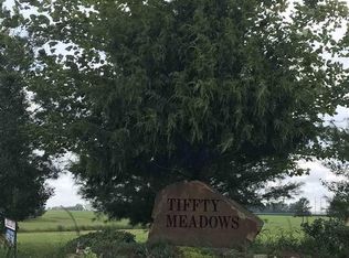 4 Dove Ln, Eldorado, IL 62930