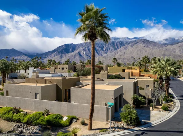 3013 Candlelight Ln, Palm Springs, CA 92264