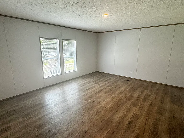 97 Bridgeside Rd — Photo 3