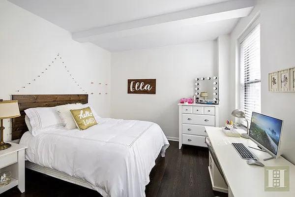 Sold by Halstead Real Estate | media 4