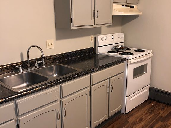 4th image of 655 Carlotta Dr #4