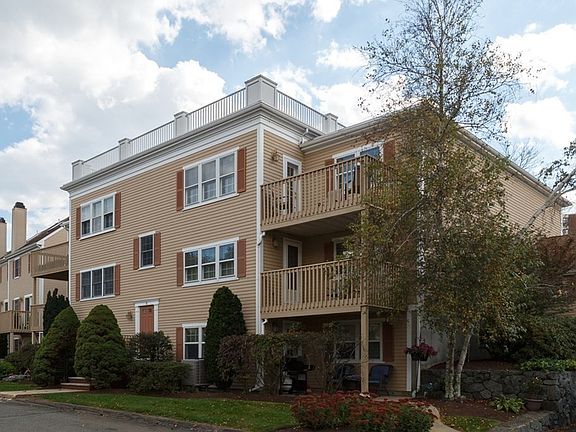 2nd image of 18 Weatherly Dr Unit 3