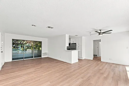 Floor plan 220