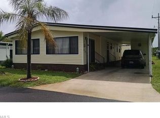 635 Vista Dr, North Fort Myers, FL 33917