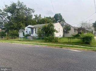 515 Garfield Ave, Mount Ephraim, NJ 08059