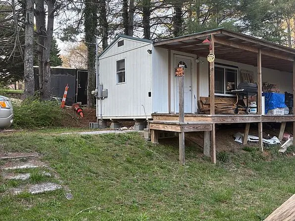 53 Bailey Rd, Lookout Mountain, GA 30750