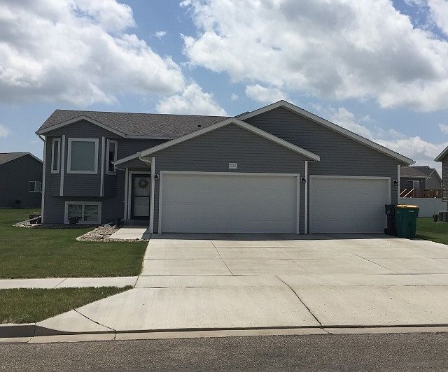 1st image of 329 Freiburg Ln