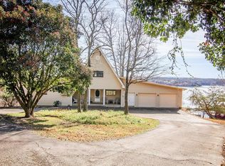 1539 Damron Rd, Estill Springs, TN 37330