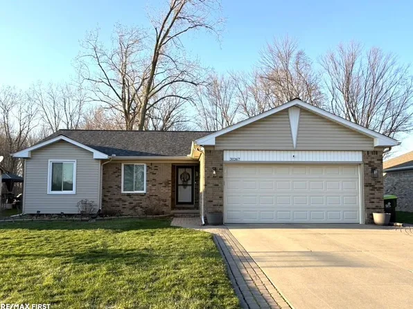 31267 Louise Dr, Chesterfield, MI 48047