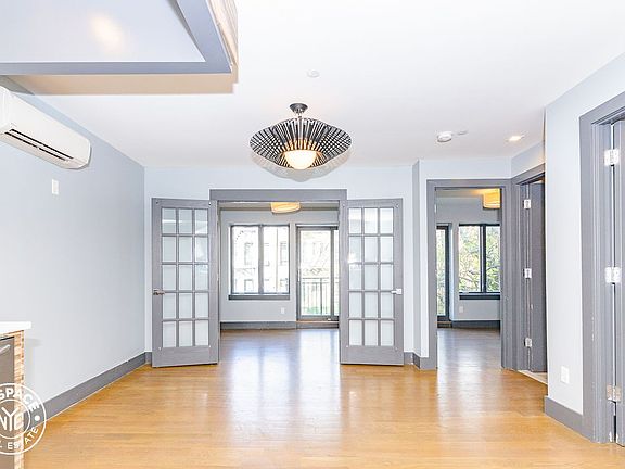 2nd image of 1825 Palmetto St #2BFF