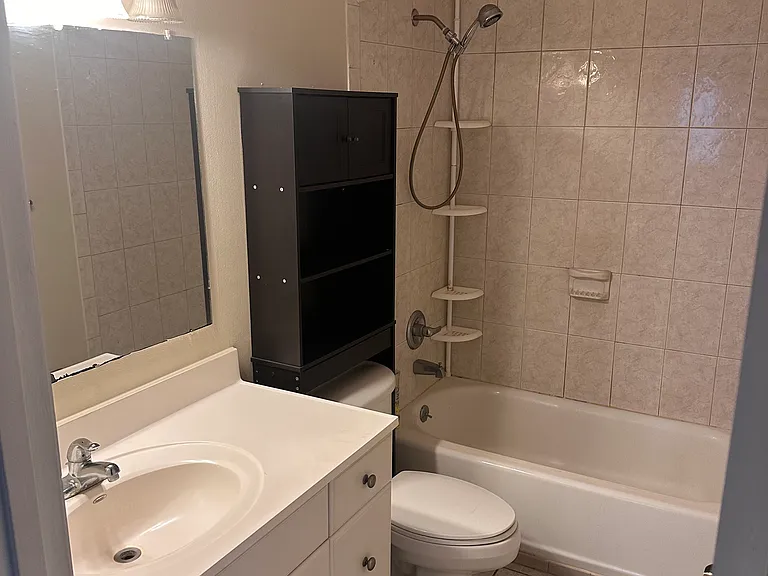 721 SW Gardens Blvd — Photo 6