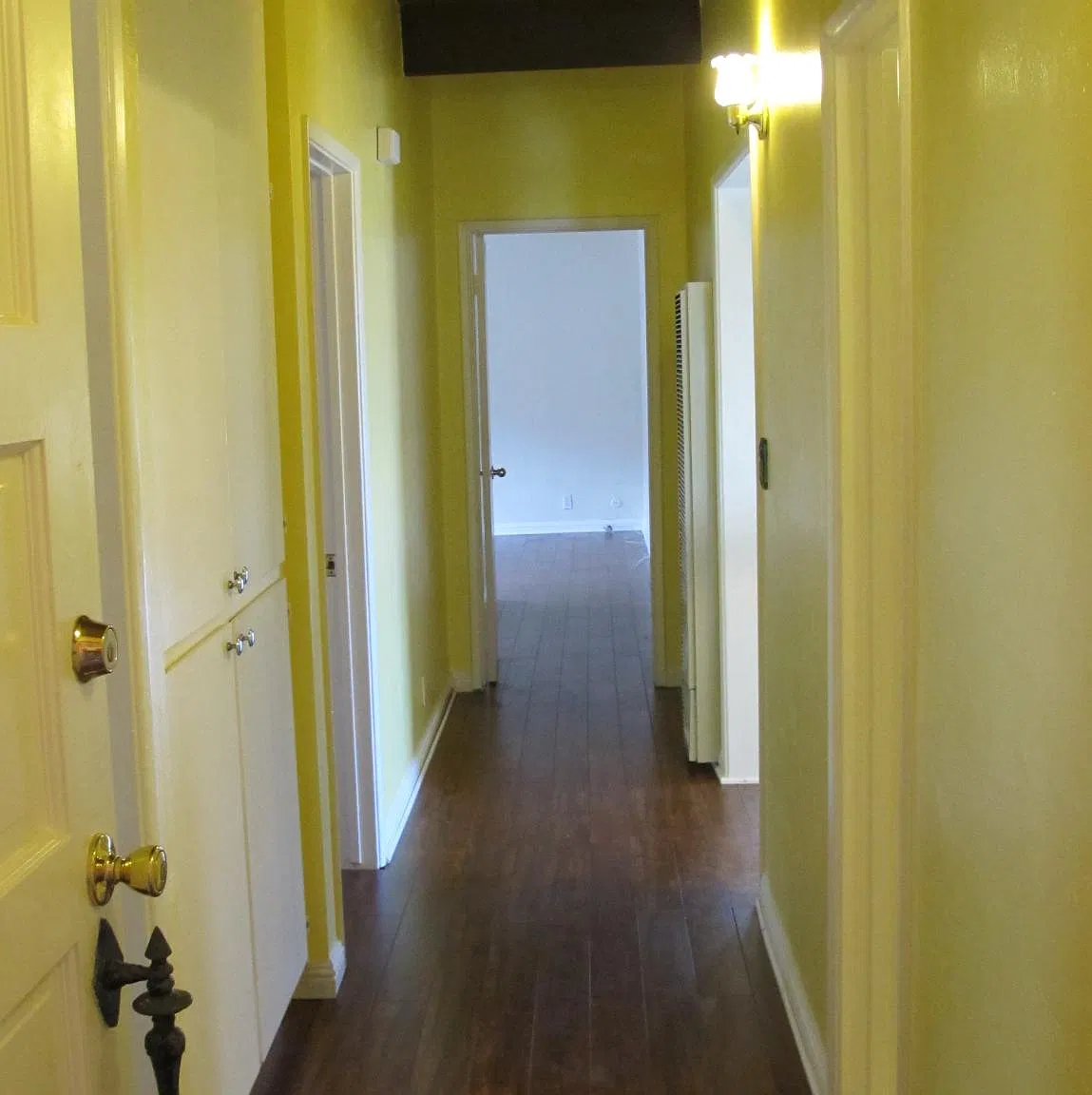 2 bed, 1300 sqft, $3,690 — Photo 4