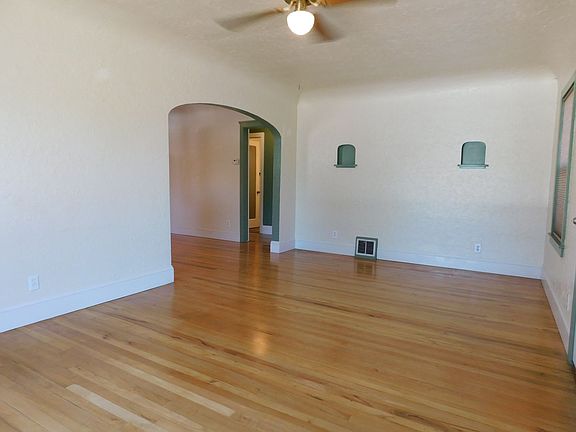 5th image of 1859 Orchard Ave