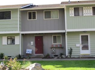 540 N Pine St APT 2, Burlington, WA 98233