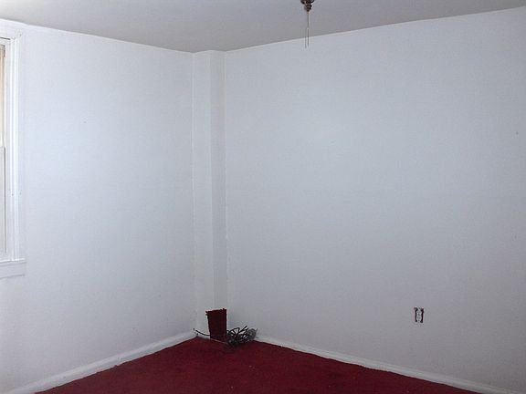 3rd image of 91 East St