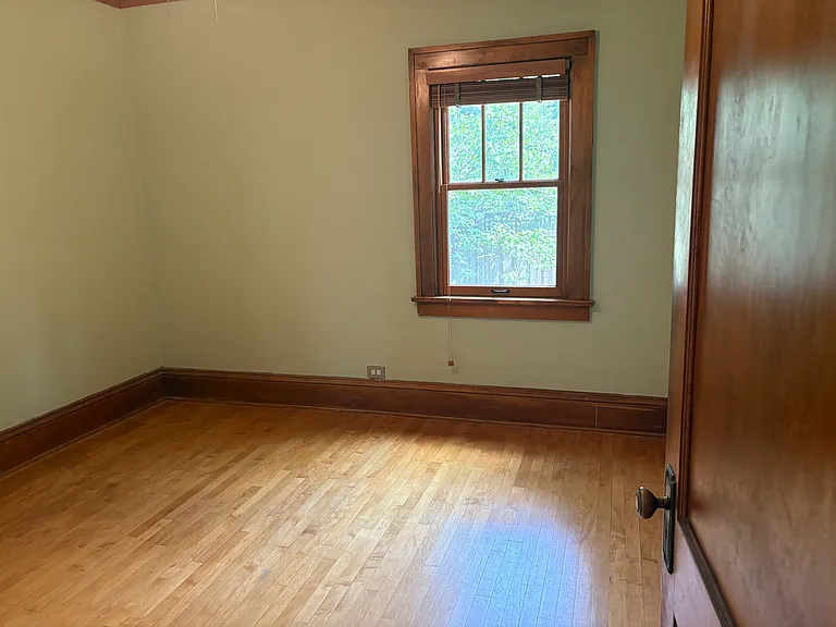 3221 Dupont Ave S #1 — Photo 11