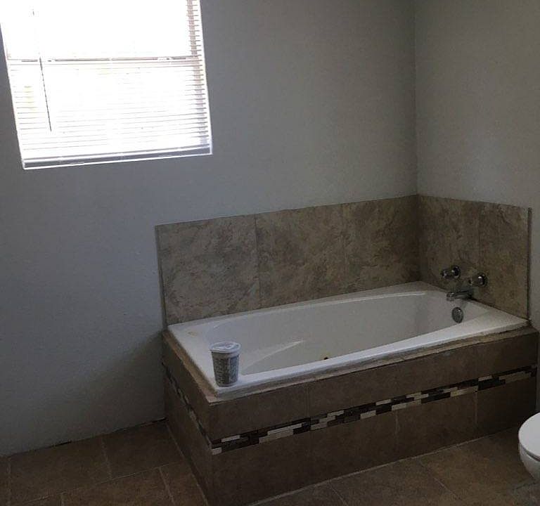 1st image of 2131 Dellwood Ave