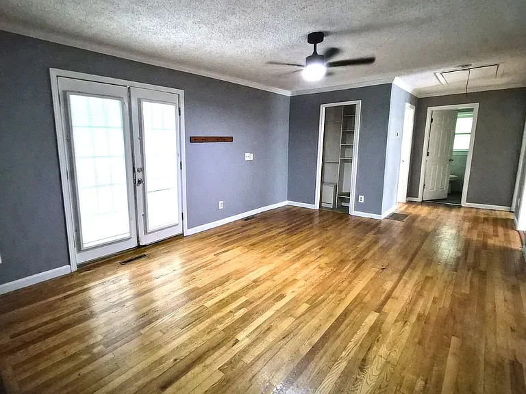 332 N Fishtrap Rd — Photo 7