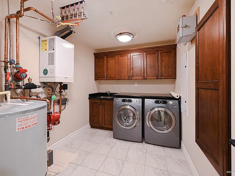 4498 W 11th Ave — Photo 19