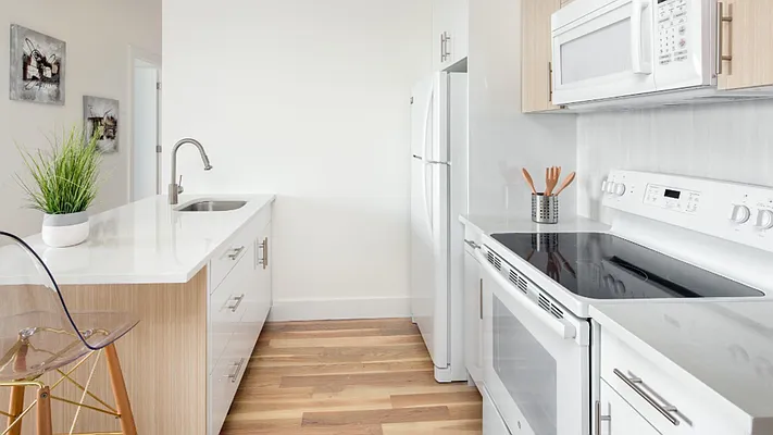 Rented by Nooklyn NYC LLC | media 17