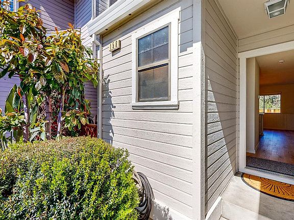 5th image of 158 N Dutton Avenue