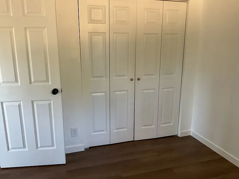 360 NW Elm St #A — Photo 13