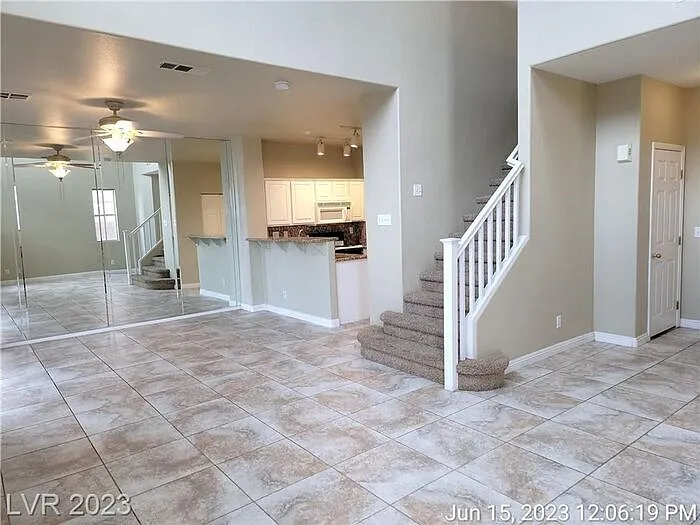638 Solitude Point Ave — Photo 5