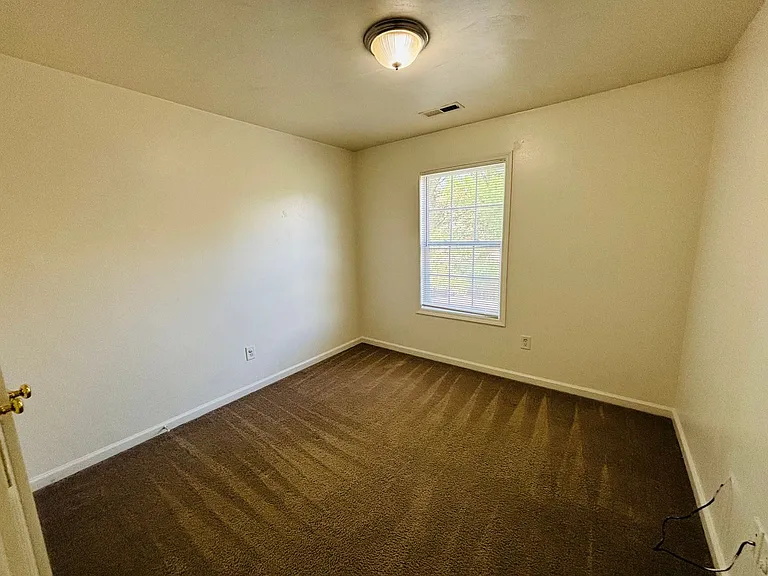 30 Salem Ln — Photo 19