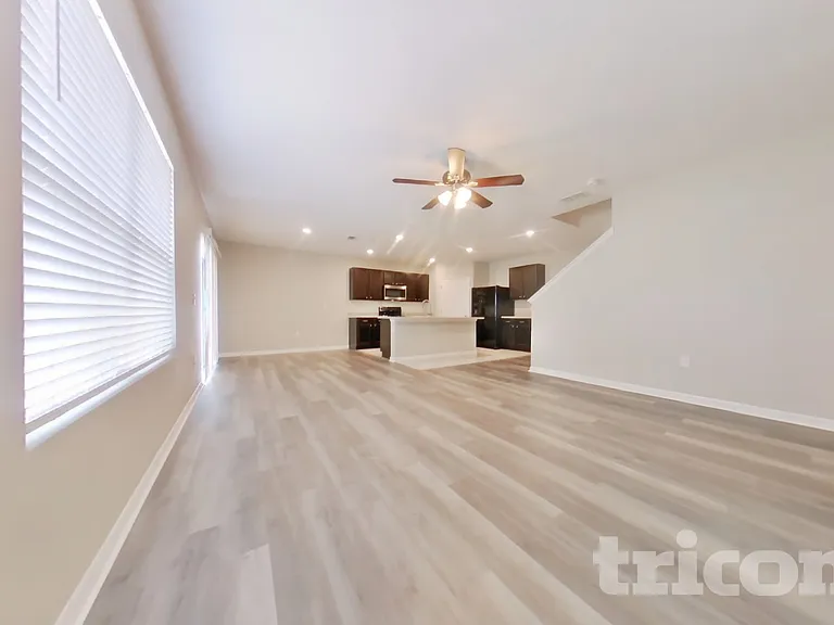 5990 Churchill Square Way — Photo 2