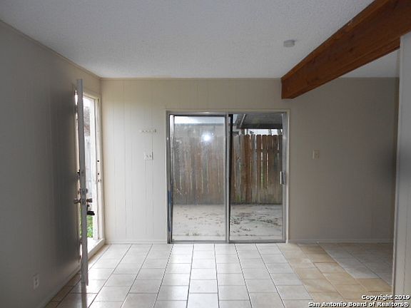 3rd image of 319 Gaiety Ln APT A
