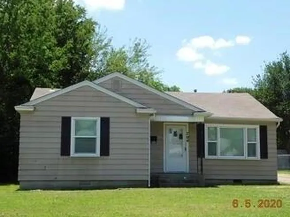 704 Ash St, Ardmore, OK 73401