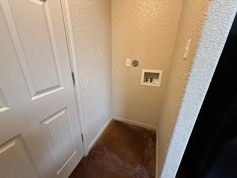 3601 John Chisholm Loop — Photo 25