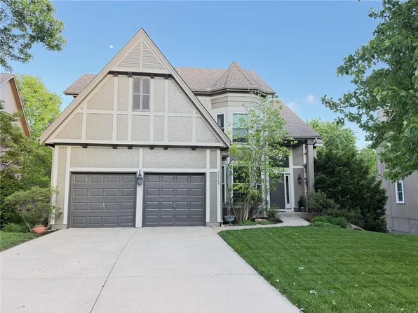 12141 S Rene St, Olathe, KS 66062