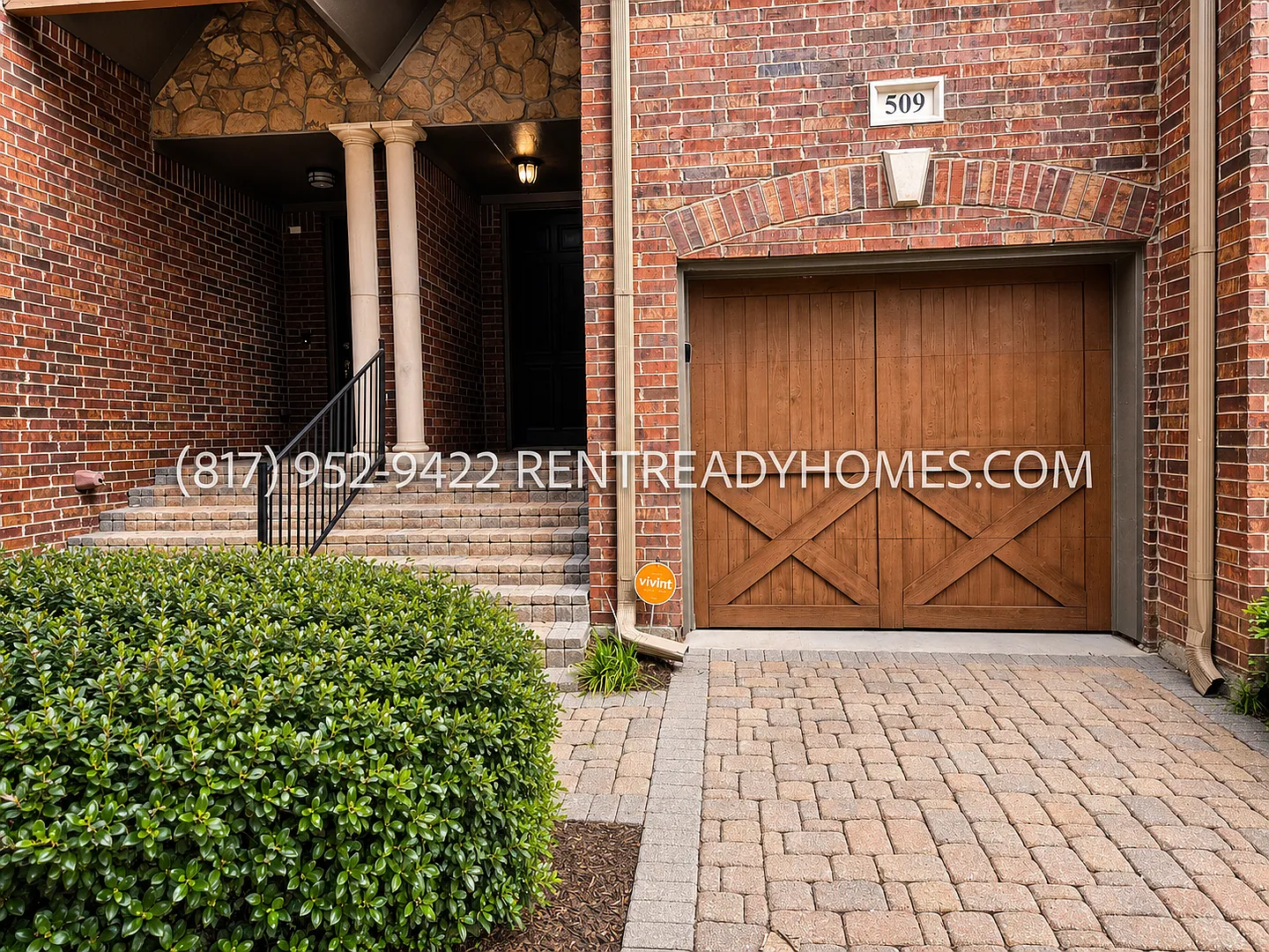 509 Rockingham Dr - Spacious 3 Bedroom Rental Home in Irving, TX with Double Garage, Fireplace an... — Photo 3
