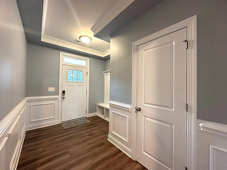4008 Rothwood Ln — Photo 2