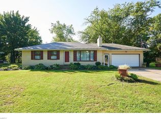 2696 Wadsworth Rd, Barberton, OH 44203