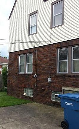 3rd image of 2830 Marmore Ave