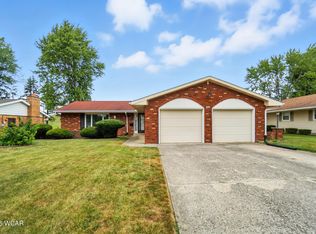 263 Barnsbury Dr, Lima, OH 45804
